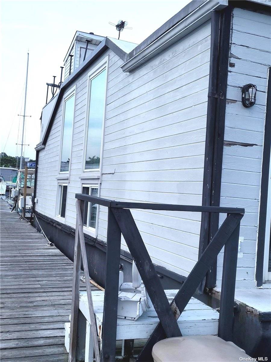 Here Is Your Waterfront Full Time Home Or Summer Home !
