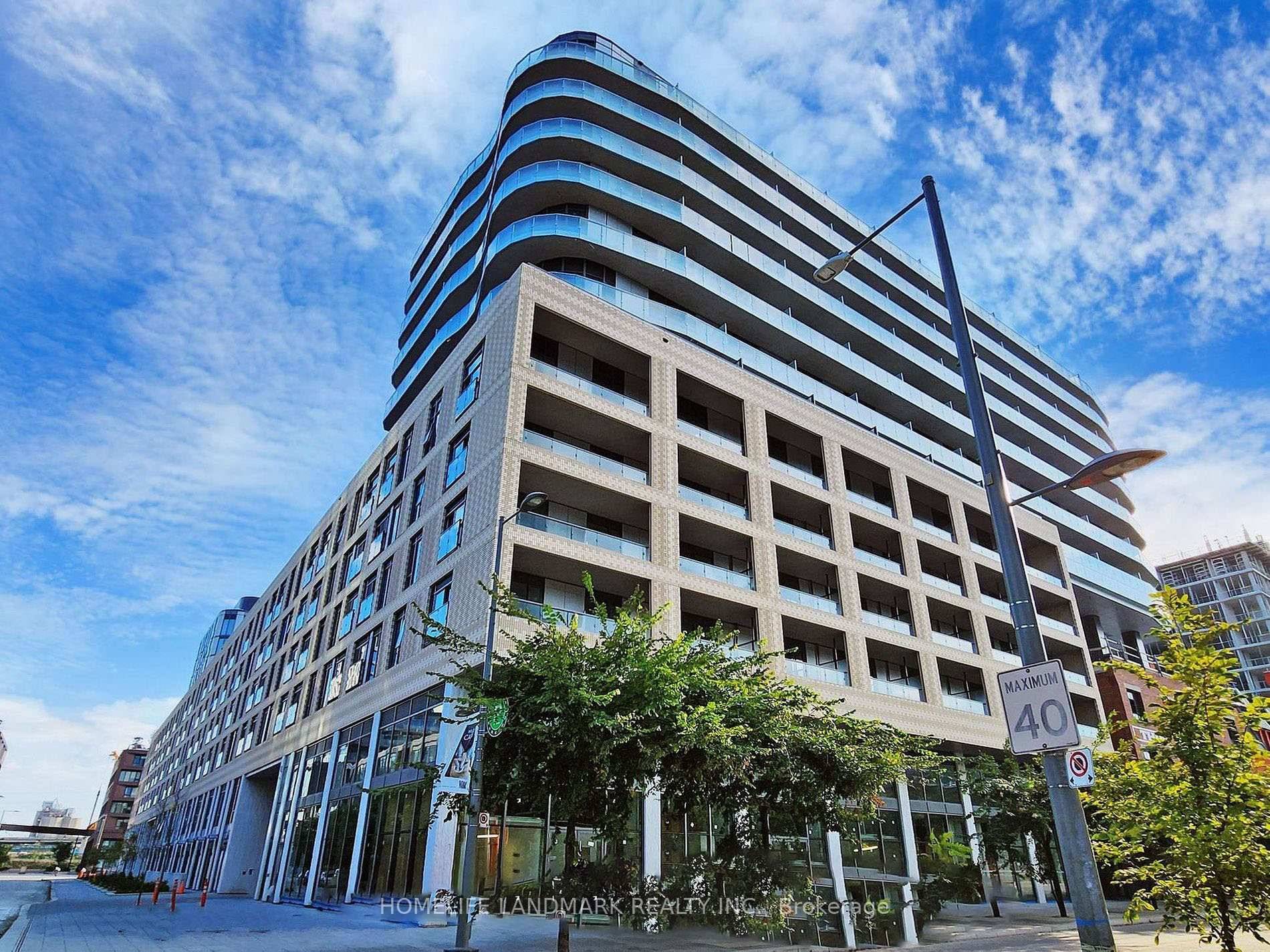 Stylish 1 Bedroom Suite At Canary House Located In The Heart Of The Canary District !