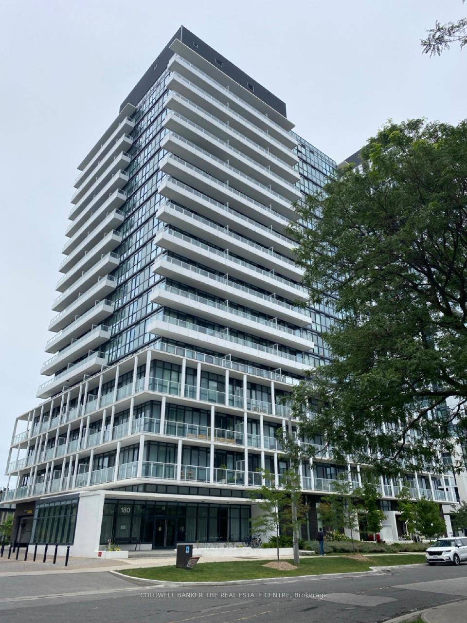 Welcome to 505 180 Fairview Mall Drive, a bright and modern 1 1 bedroom condo in a prime Toronto location.