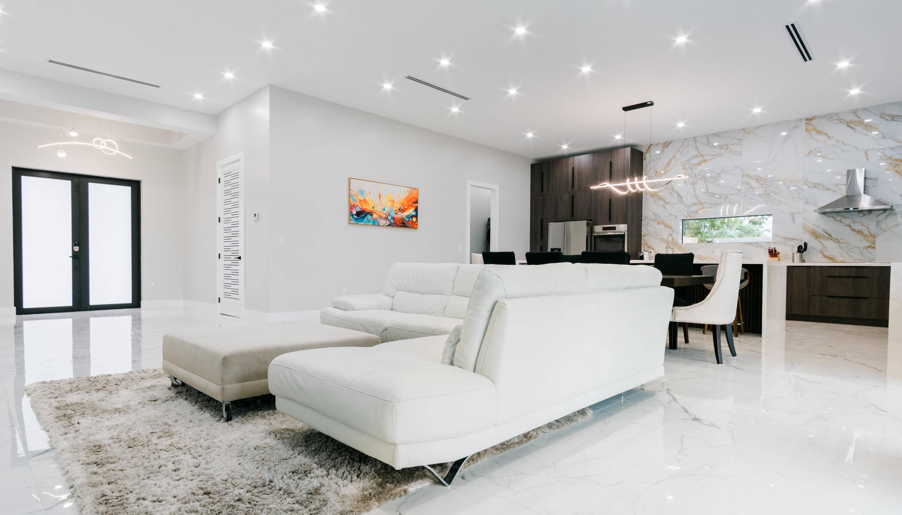 Be the first to live in this beautifully built, brand new residence offering 3 spacious bedrooms and 3 modern bathrooms.