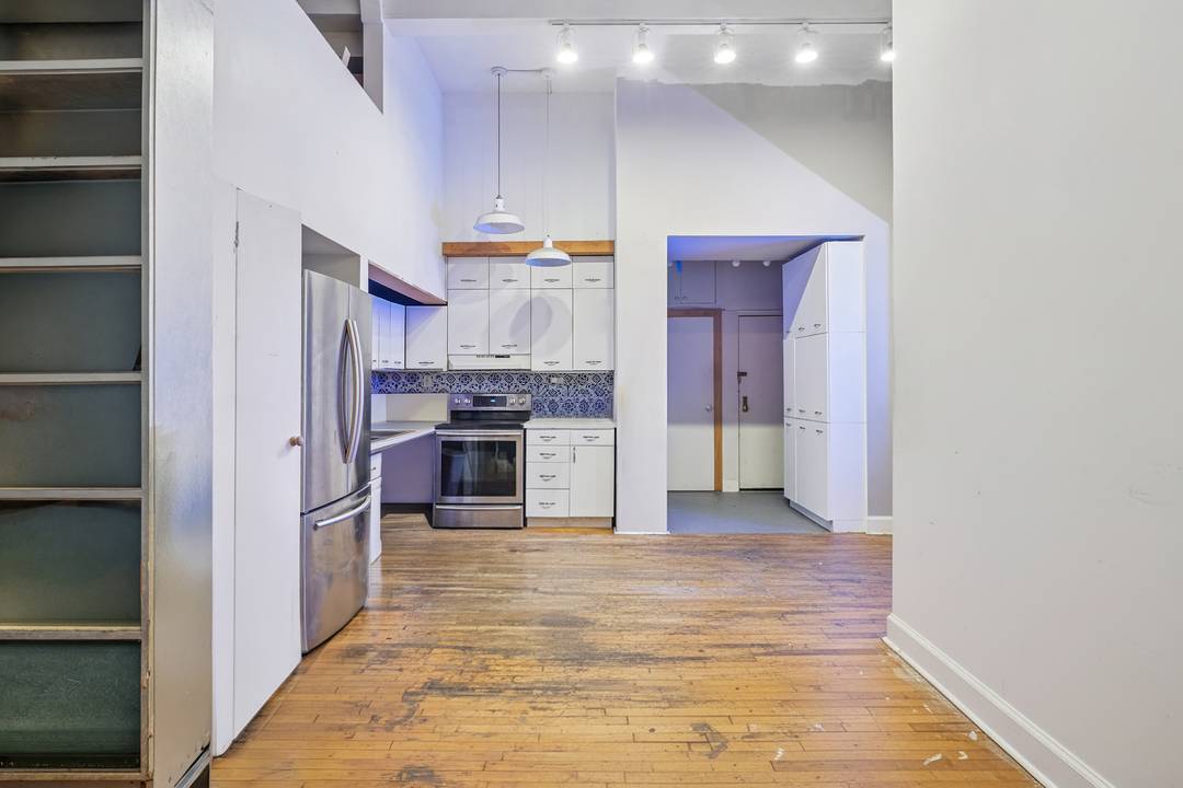 A Rare Prewar Loft Opportunity in the Heart of Greenwich Village Set on one of Manhattan s most coveted, tree lined Greenwich Village blocks, this approximately 1, 800 sq ft ...