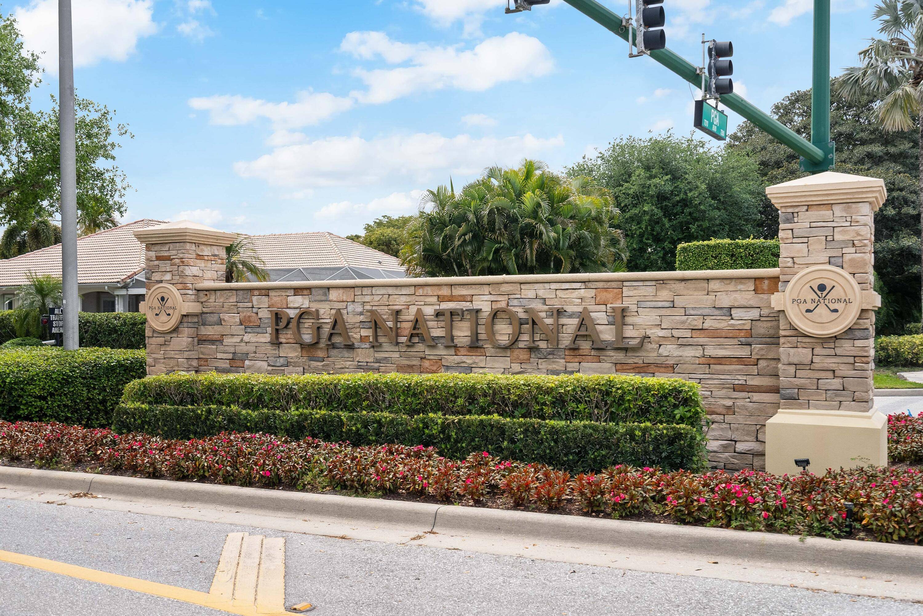 Pristine townhouse in the highly sought after Marlwood community of PGA National !