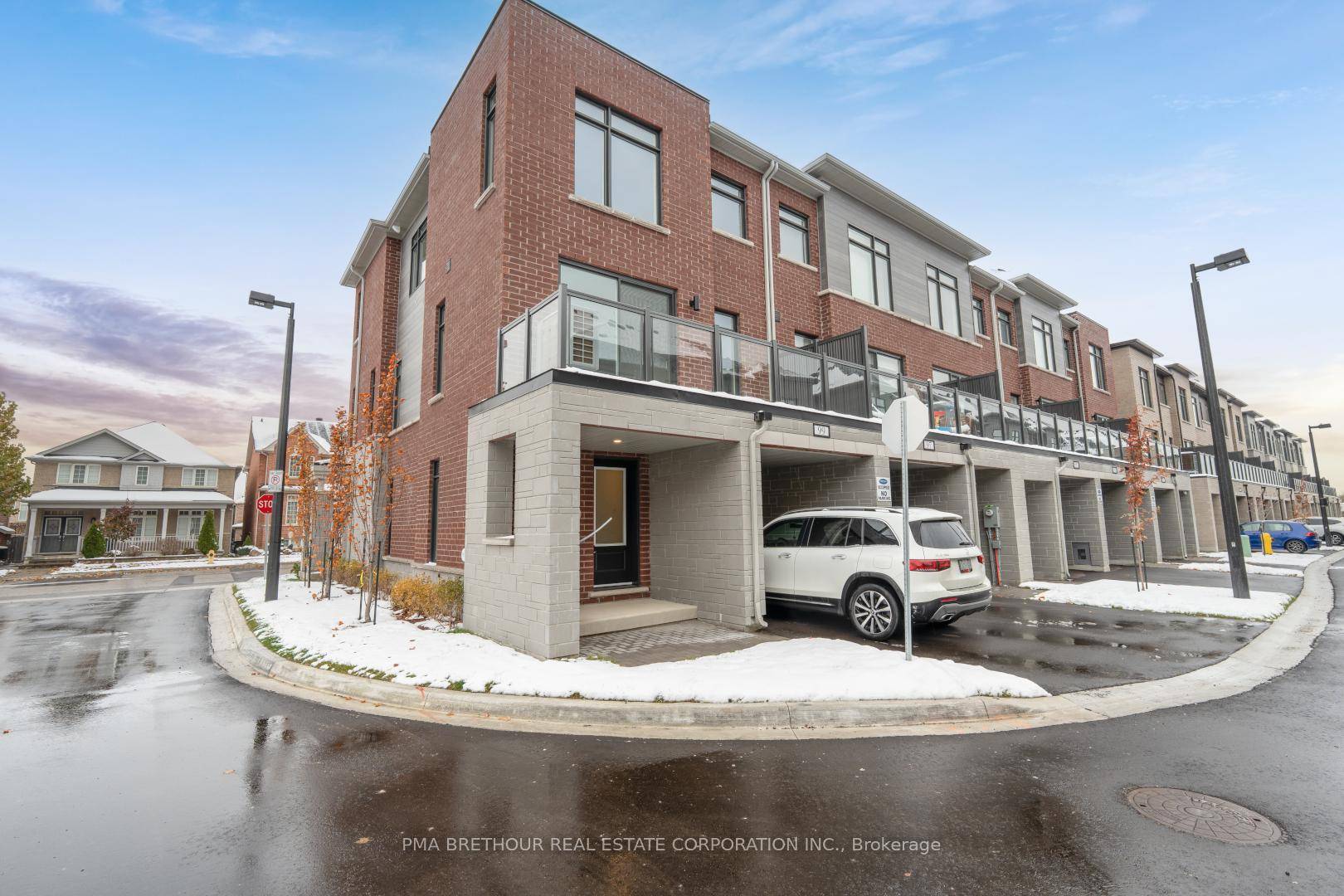 Brand new, never lived in, contemporary townhome in family friendly Cornell Rouge community.
