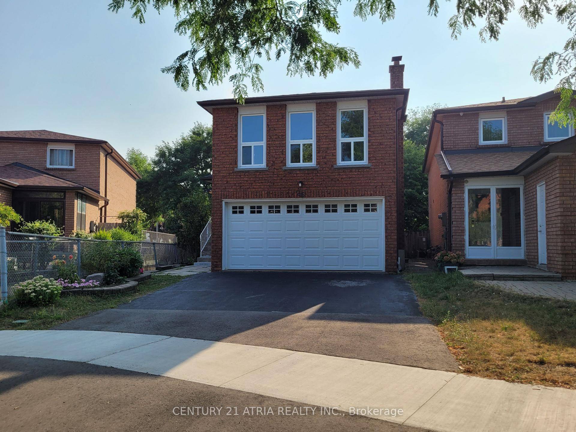 Experience comfort and convenience in this bright, well kept 2 bedroom, 1 bathroom basement unit, ideally located in a quiet, family friendly neighborhood in the heart of Scarborough.