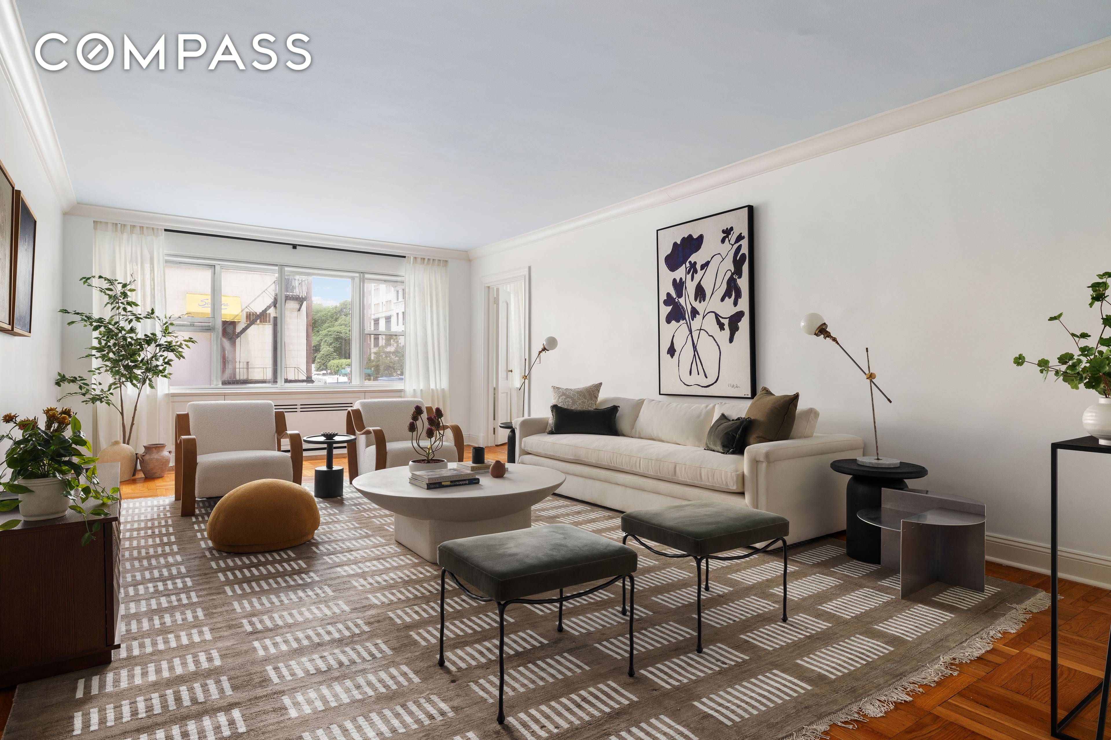 A sprawling and elegant Madison Avenue residence, located in one of Manhattan's premier white glove co ops.