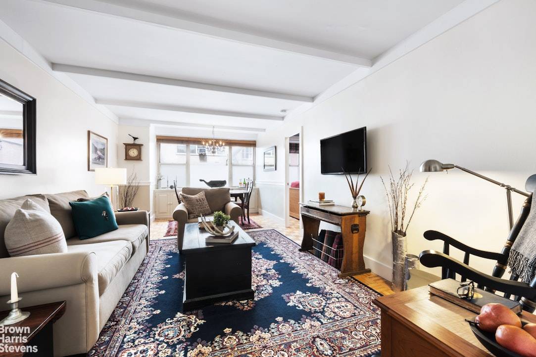 Classic True One Bedroom Please note open houses are by appointment only, thank you.