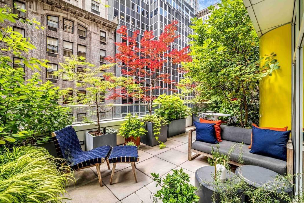THE ULTIMATE IN INDOOR OUTDOOR LIVING Artfully curated with contemporary panache, this one of a kind 7th floor residence in the Number 5 condominium, designed by Philip Johnson and Alan ...