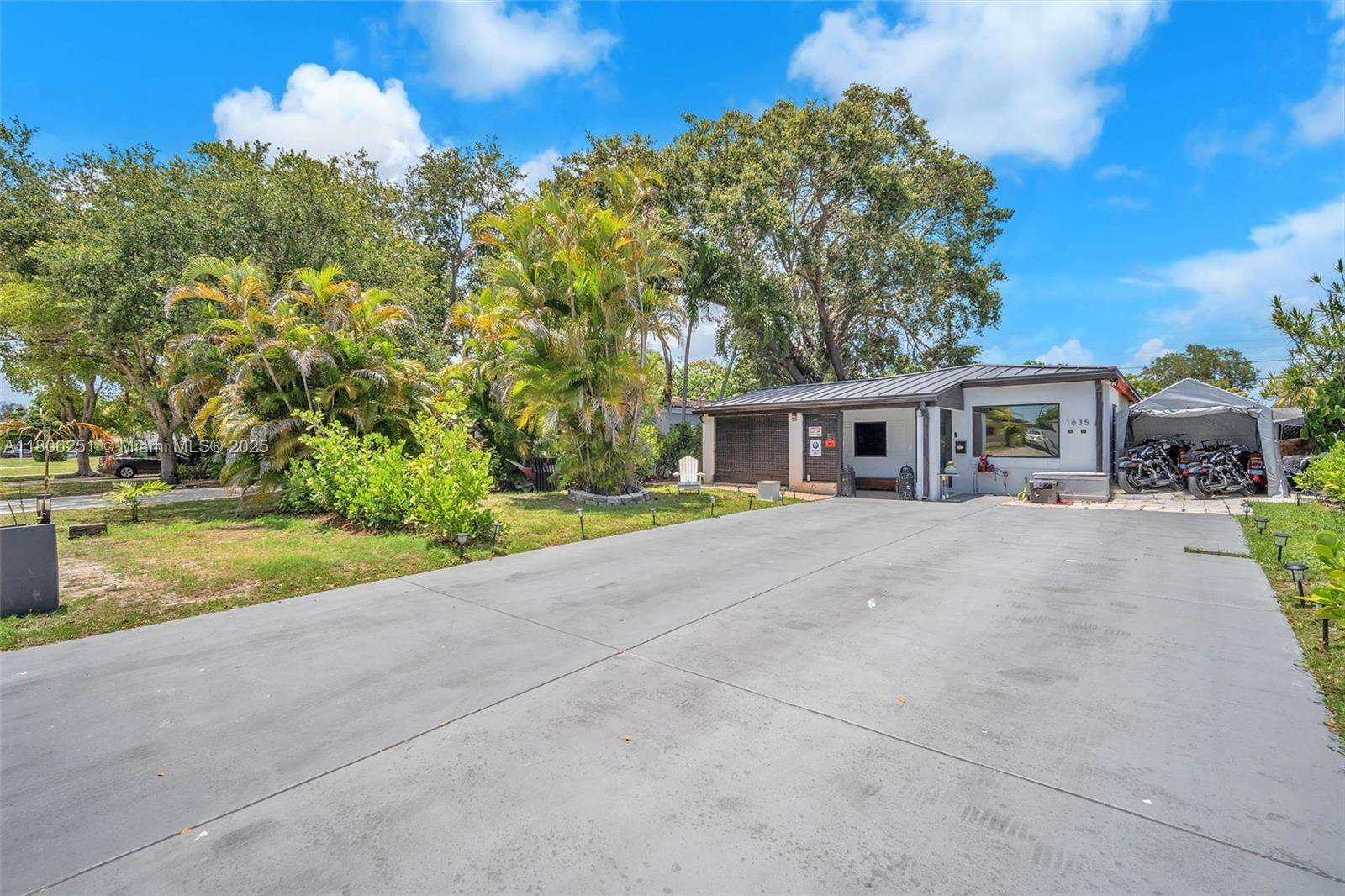 Home previously appraised with FHA at 555K.