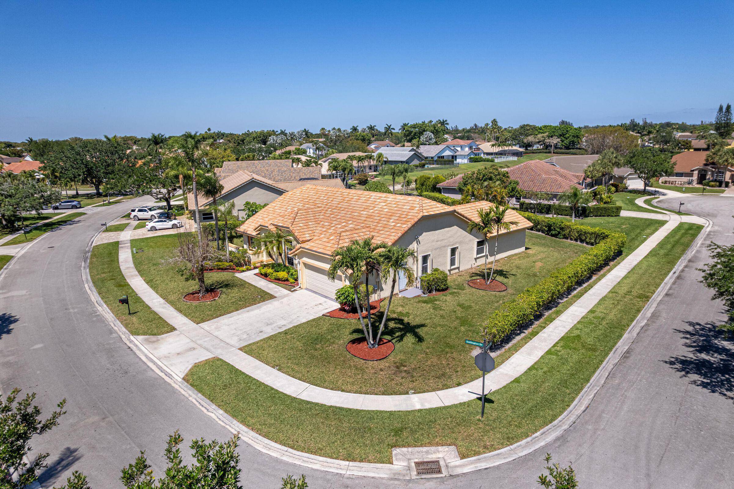 Beautiful well maintained home Sitting in a corner lot.