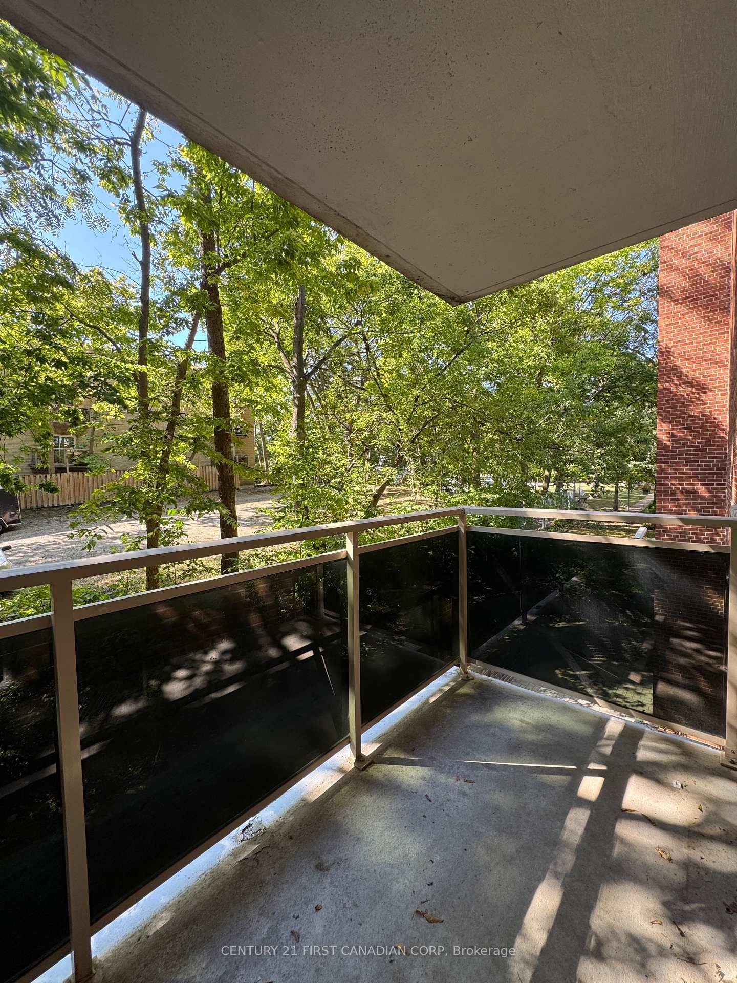 In Old South, get an updated 2 BEDROOM CORNER UNIT WITH BALCONY located close to downtown, Wortley Village in Old South London.