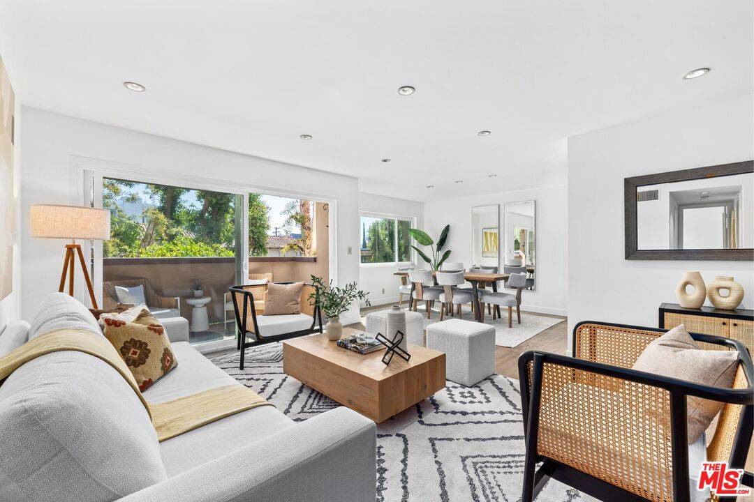 1121 N Olive Dr 2BR Sunset Strip La