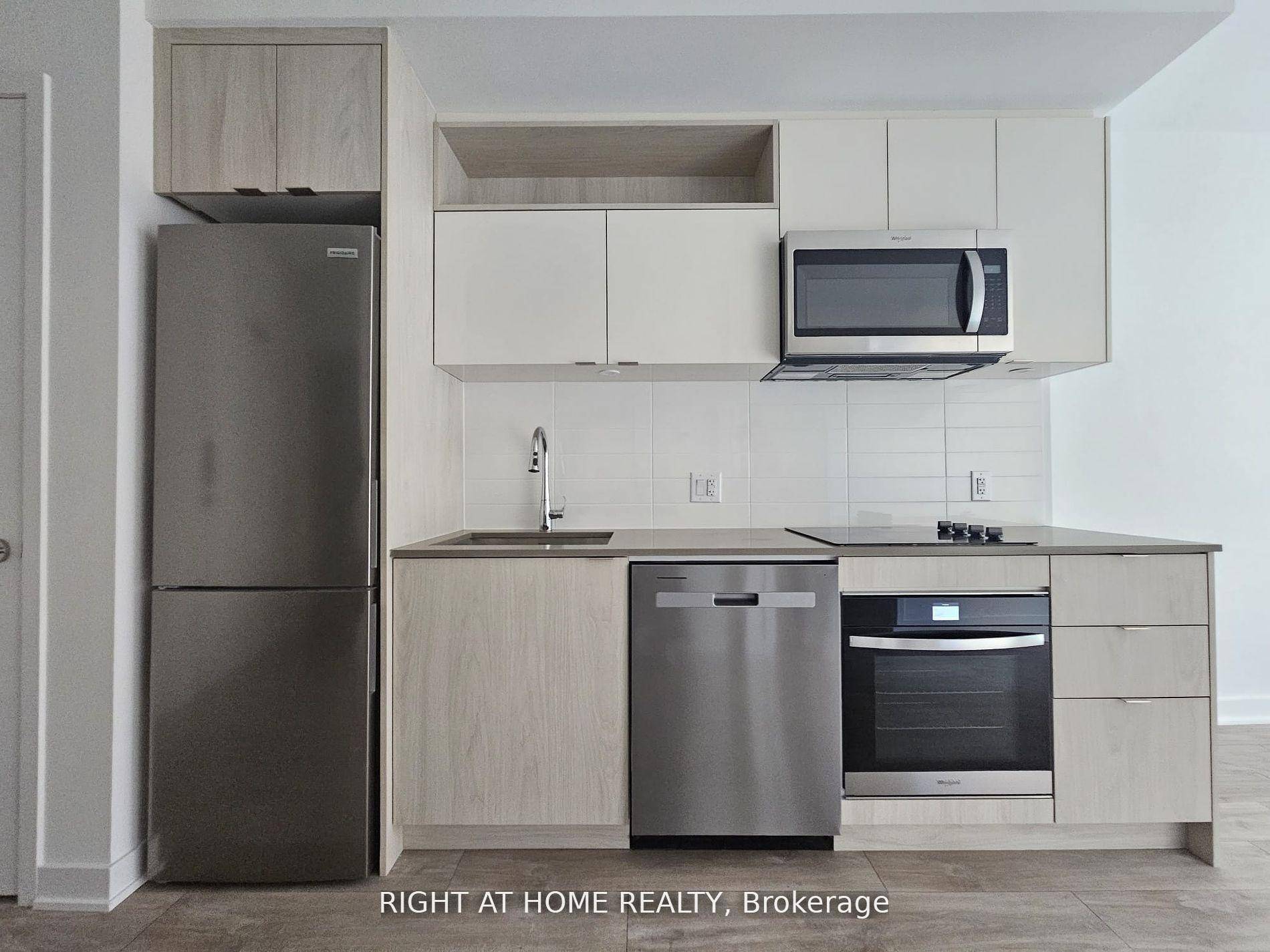 Luxury living In The Heart Of Toronto.