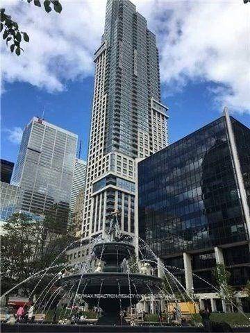 Luxury 88 Scott Condo in The Financial District And St.