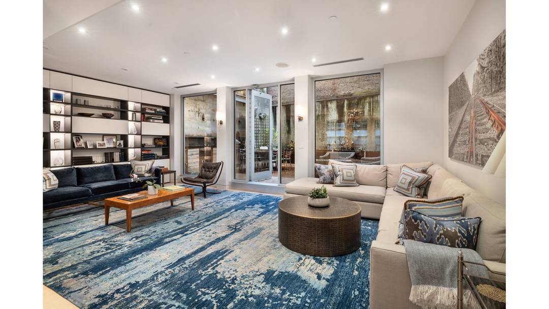 Exceptional Indoor Outdoor Residence in a Full Service Boutique Building Experience townhouse style living with the ease and refinement of a full service luxury building.