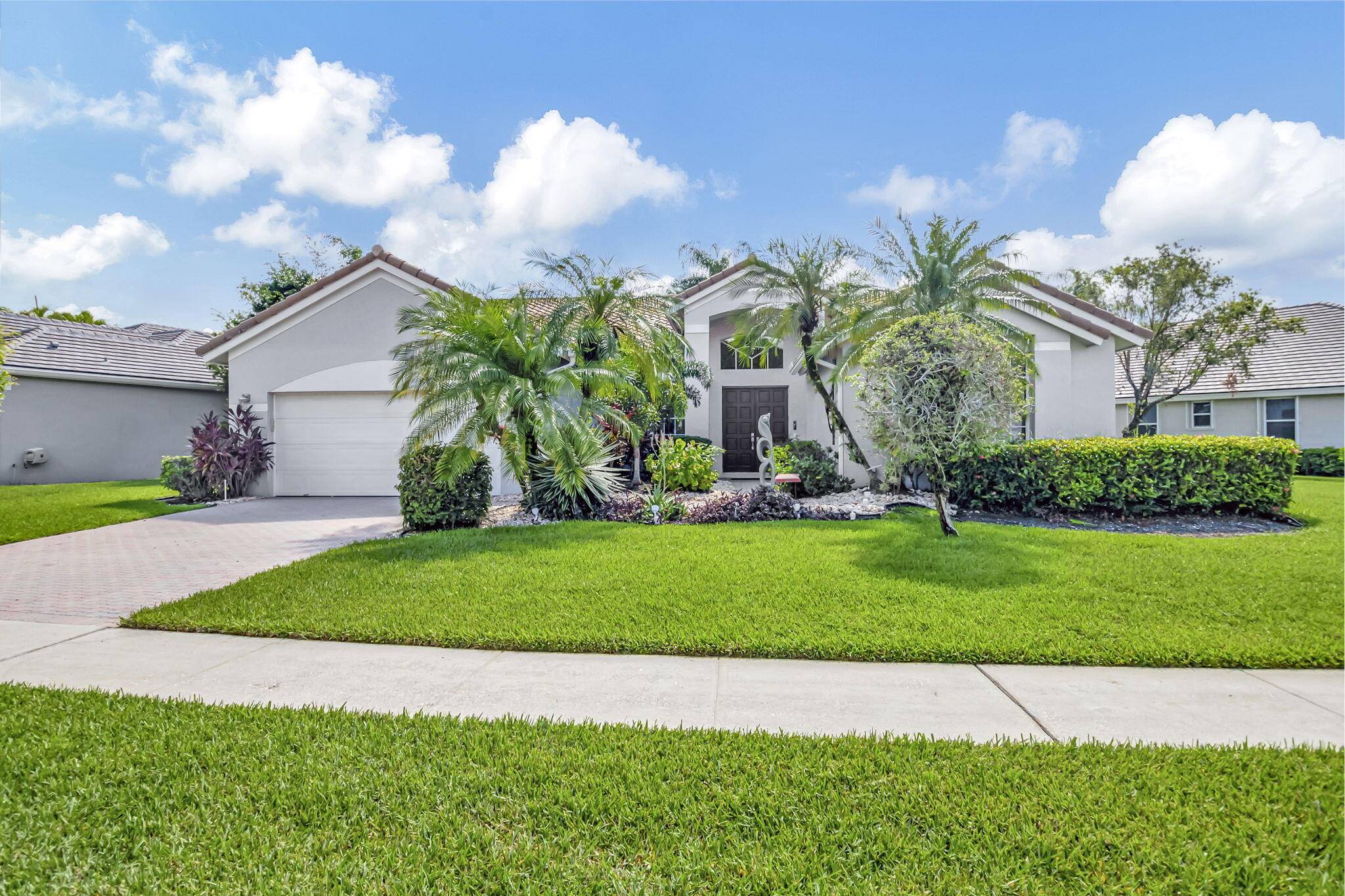 STUNNING 3BD 3BA HOME COMPLETELY REMODELED IN 2019 WITH BEAUTIFUL LAKE VIEWS.