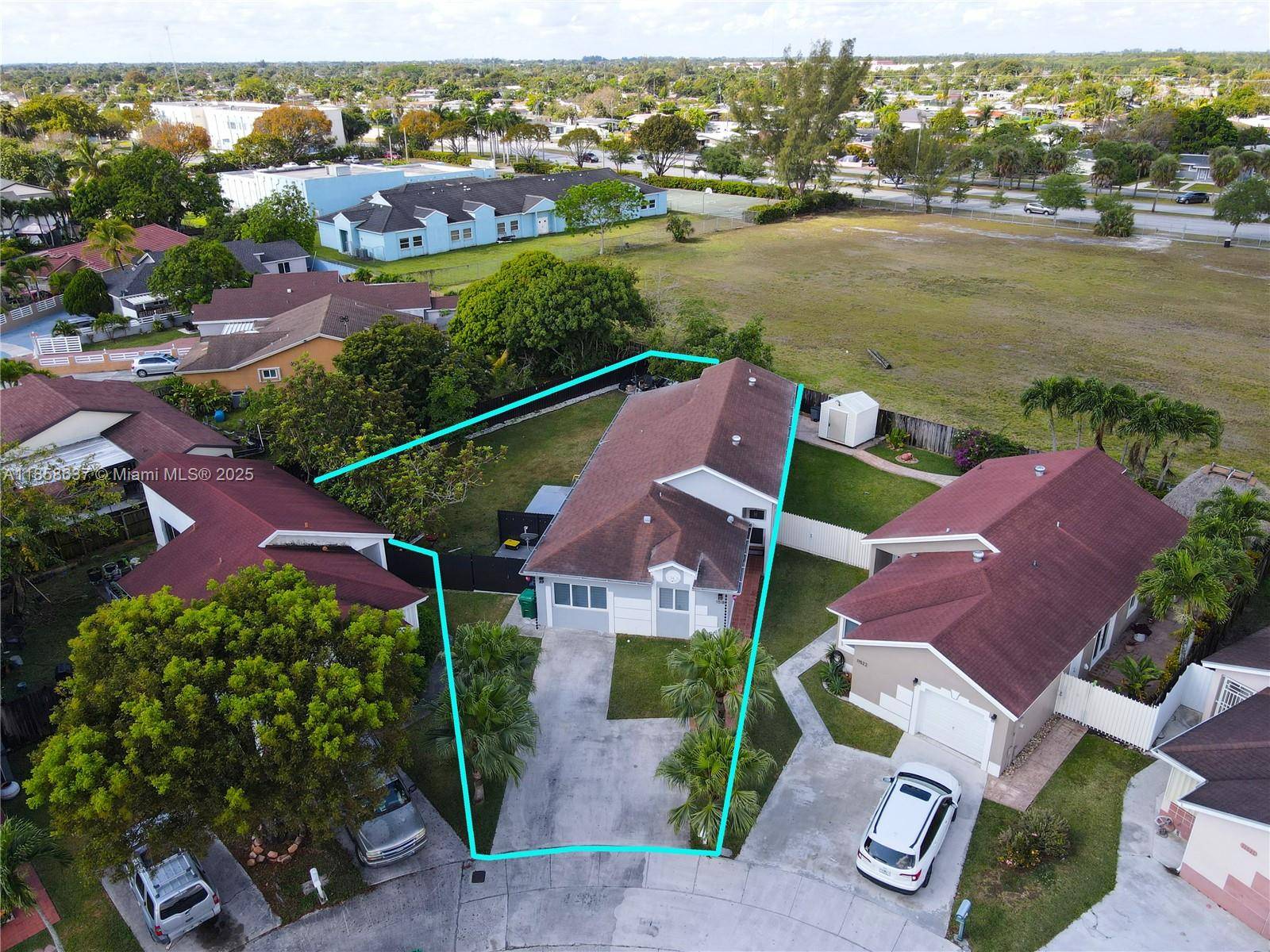 No HOA ! The property features three spacious bedrooms and two bathrooms with a split floor plan.