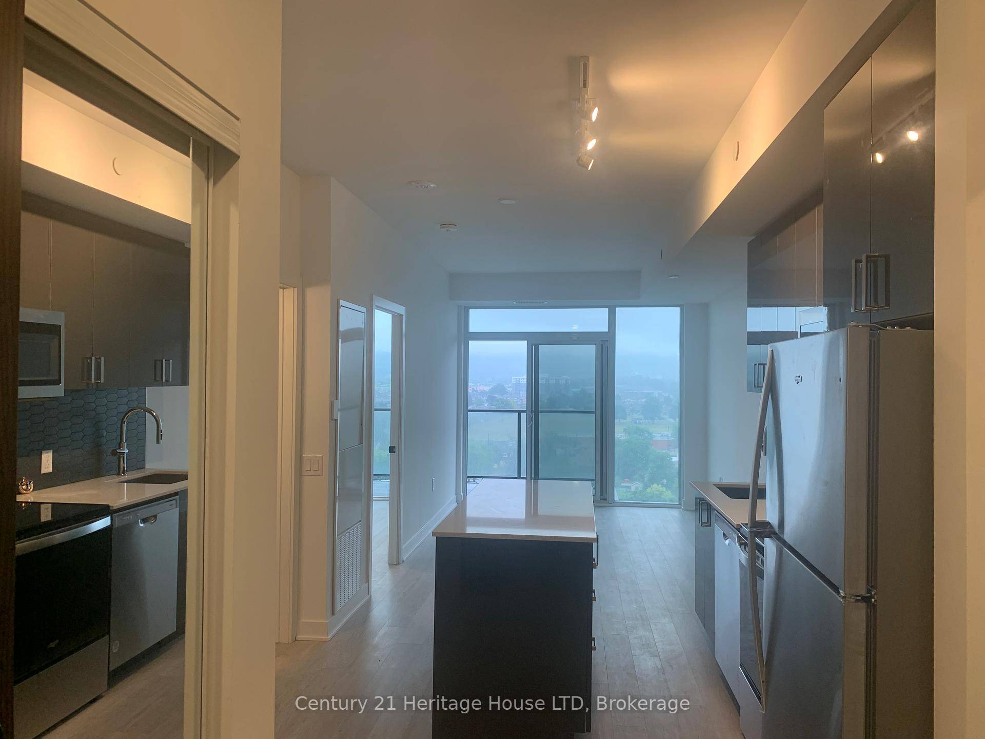 Brand New Luxury High Rise Condo Suite, Floor to ceiling windows, huge balcony over looking Escarpment, in suite washer amp ; dryer all new appliances, office Bedroom has amazing Views.