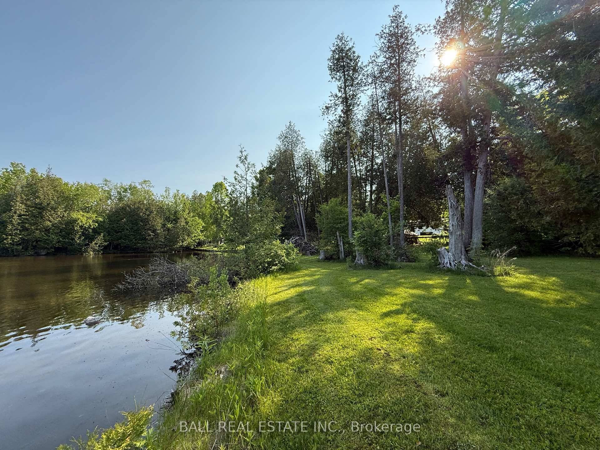 Spacious country lot with 182ft of frontage on the serene Indian River !
