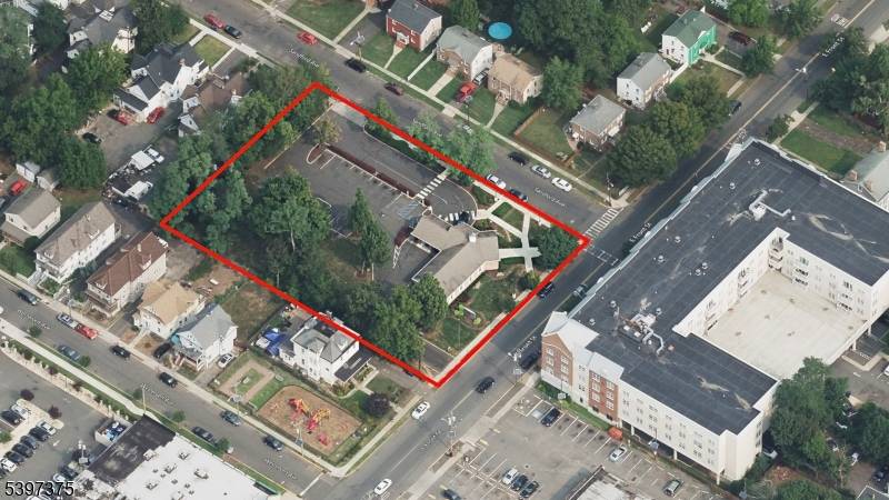 Former Bank site located in the heart of Plainfield.