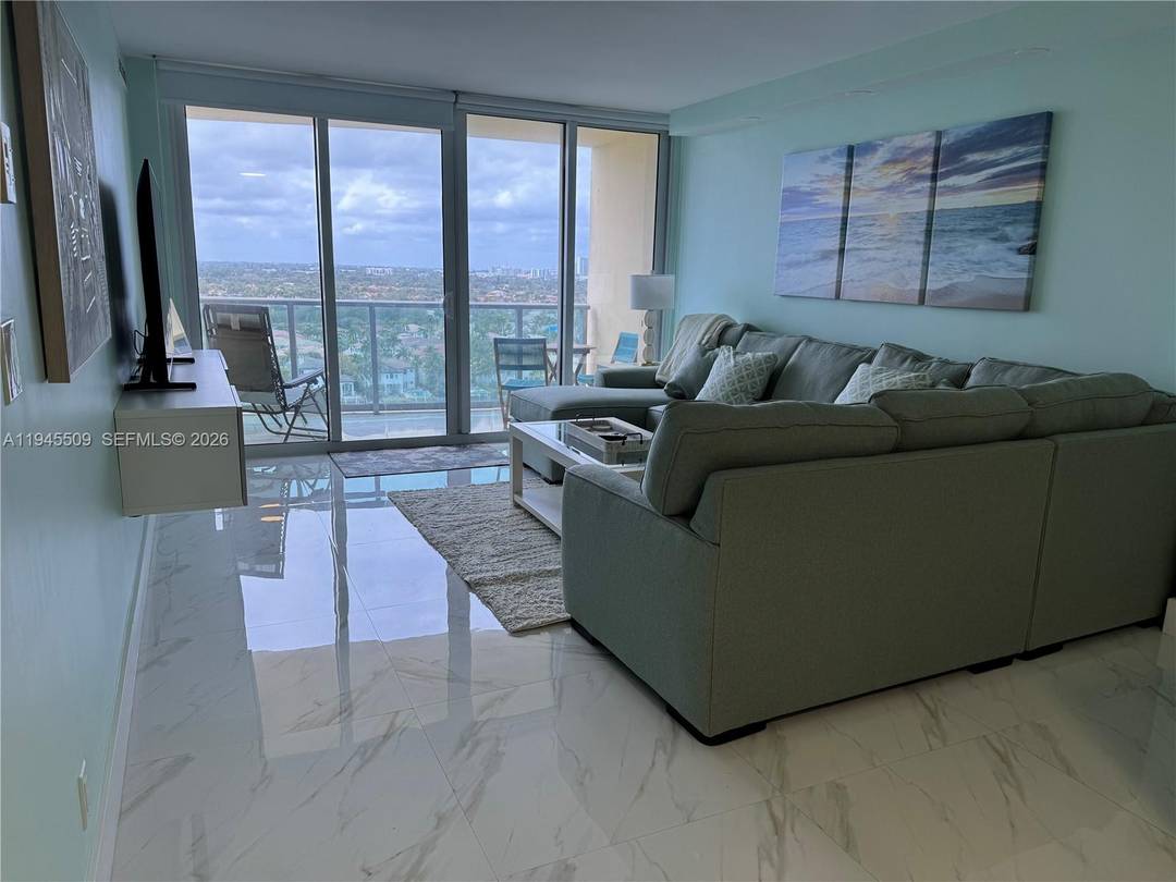 beautiful one bedroom 11 2 bathroom totally renovated condo on the ocean with magnificient views of the intracoastal with open kitchen, many built ins and porclaine floors throughout.