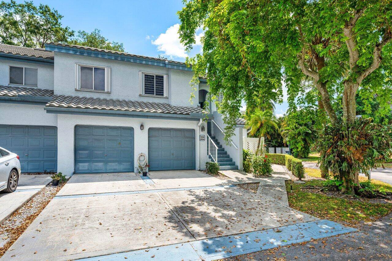 Welcome to this beautifully updated 2 bedroom, 2 bath corner unit condo with a one car garage, nestled in a quiet and highly sought after community in Boynton Beach.