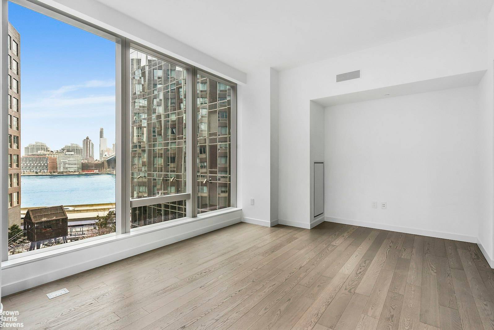 July 15th Occupancy at Residence 7H at One Manhattan Square.