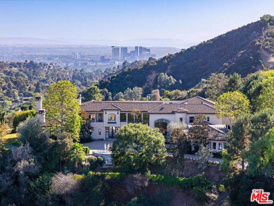 8   Beverly Ridge Ter 6.0 Beverly Hills LA