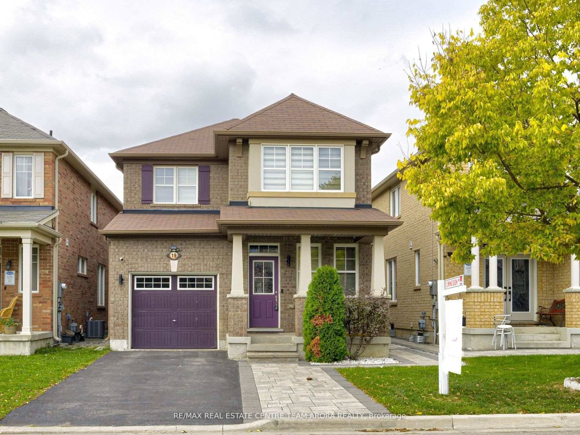 Welcome to this beautifully upgraded 4 Bedroom 4 Washroom Detached home that perfectly blends modern elegance with everyday convenience.
