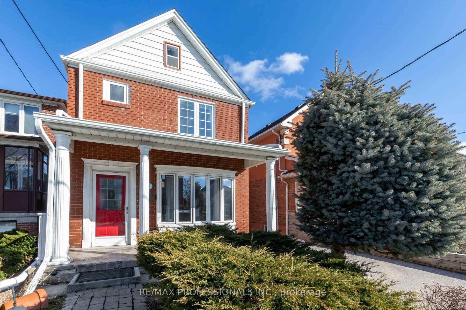 A spacious and light filled home featuring open concept floor plan on quiet street in family friendly neighbourhood.