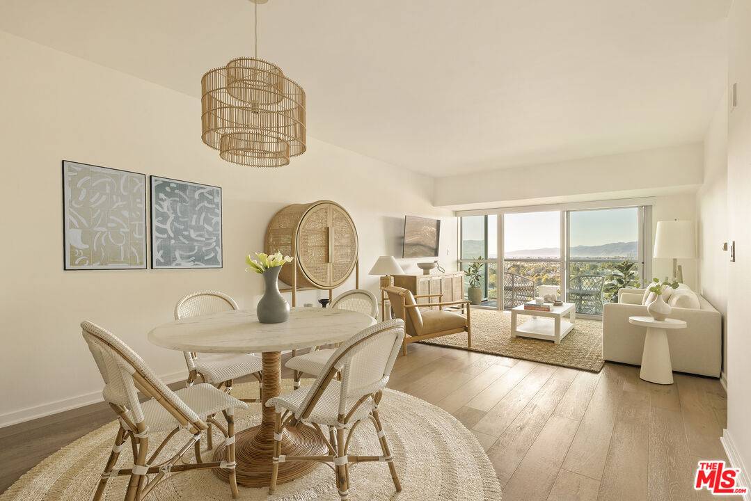 13700 Marina Pointe Dr 1BR Marina Del Rey La