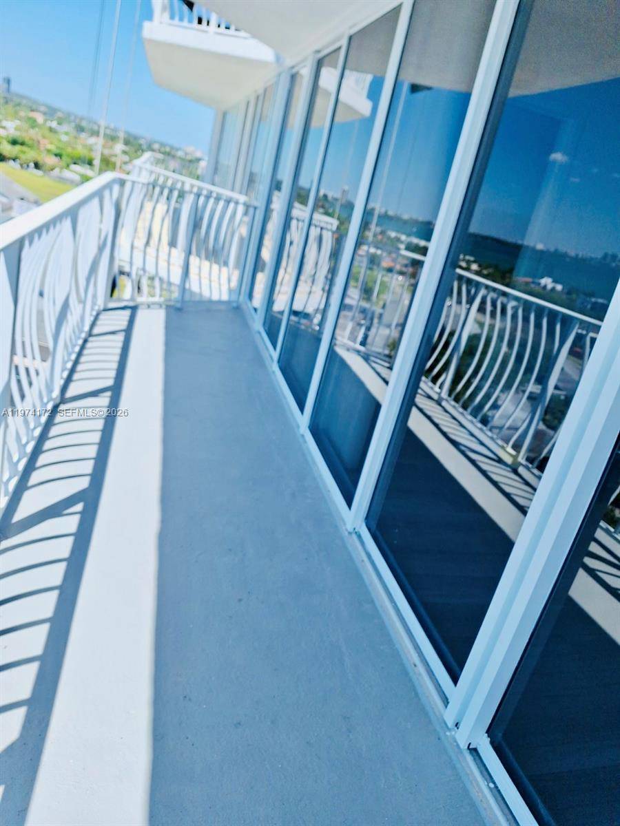 Beautiful views from every room, located on the 14th floor overlooking Miami Beach and downtown Miami.