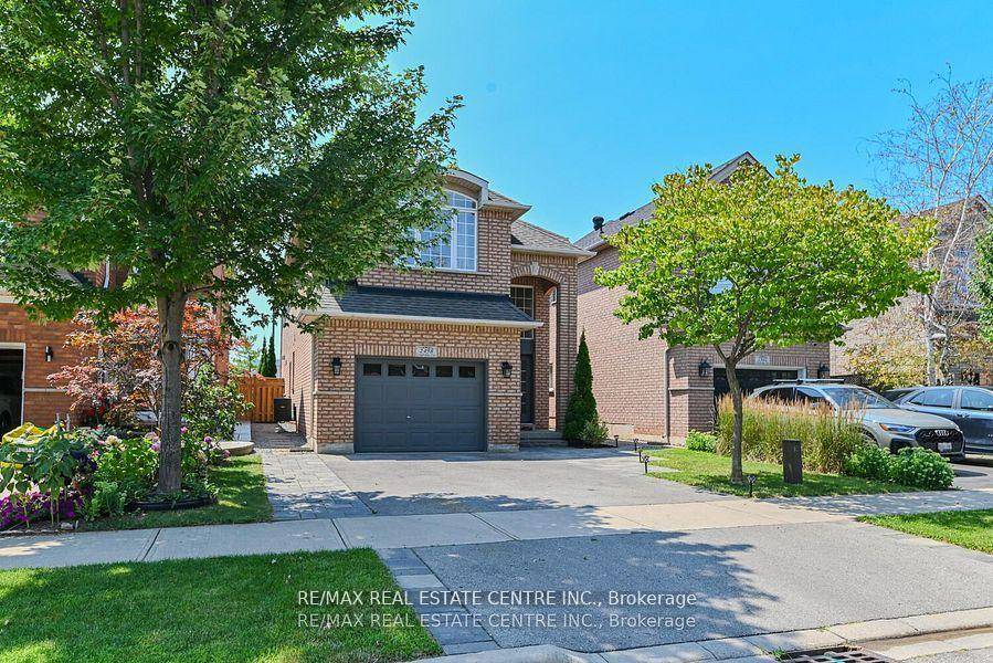 Welcome to this lovely, upgraded, and well maintained home at 2498 Longridge Crescent in the highly desirable and family friendly River Oaks community of Oakville !