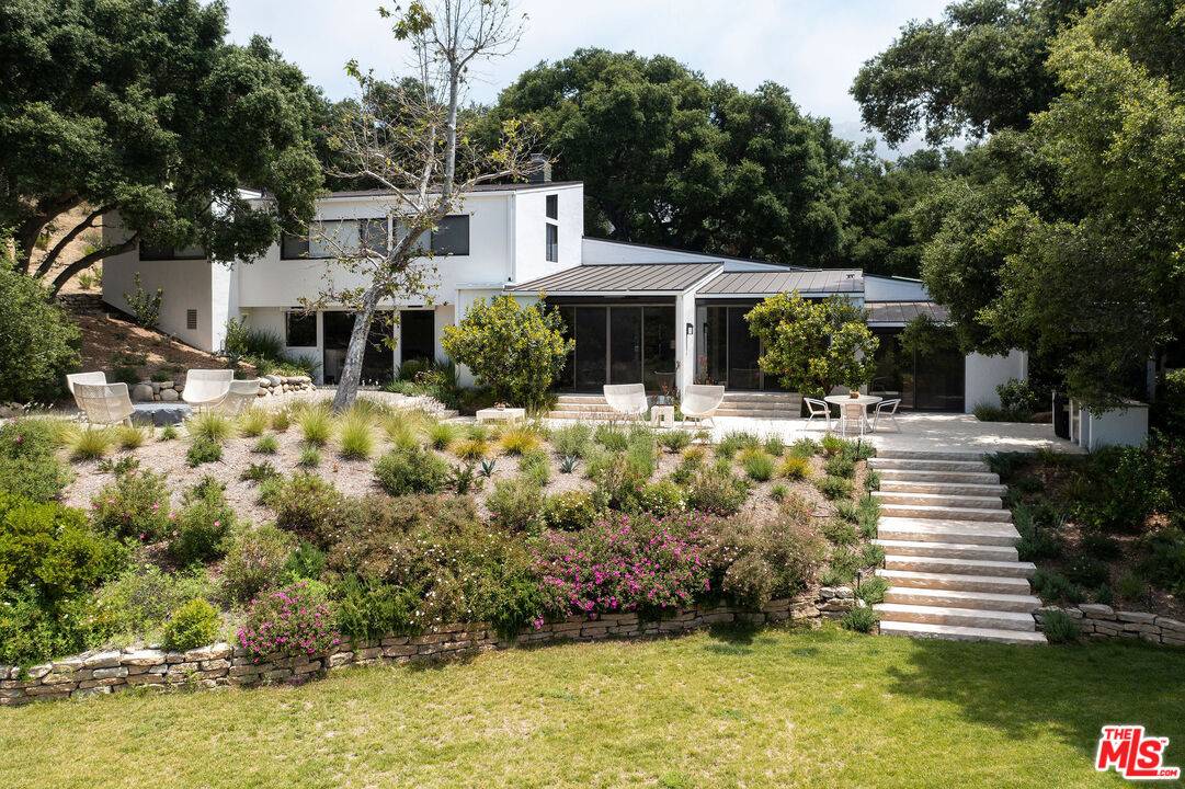 901 Crater Camp Dr 4BR La