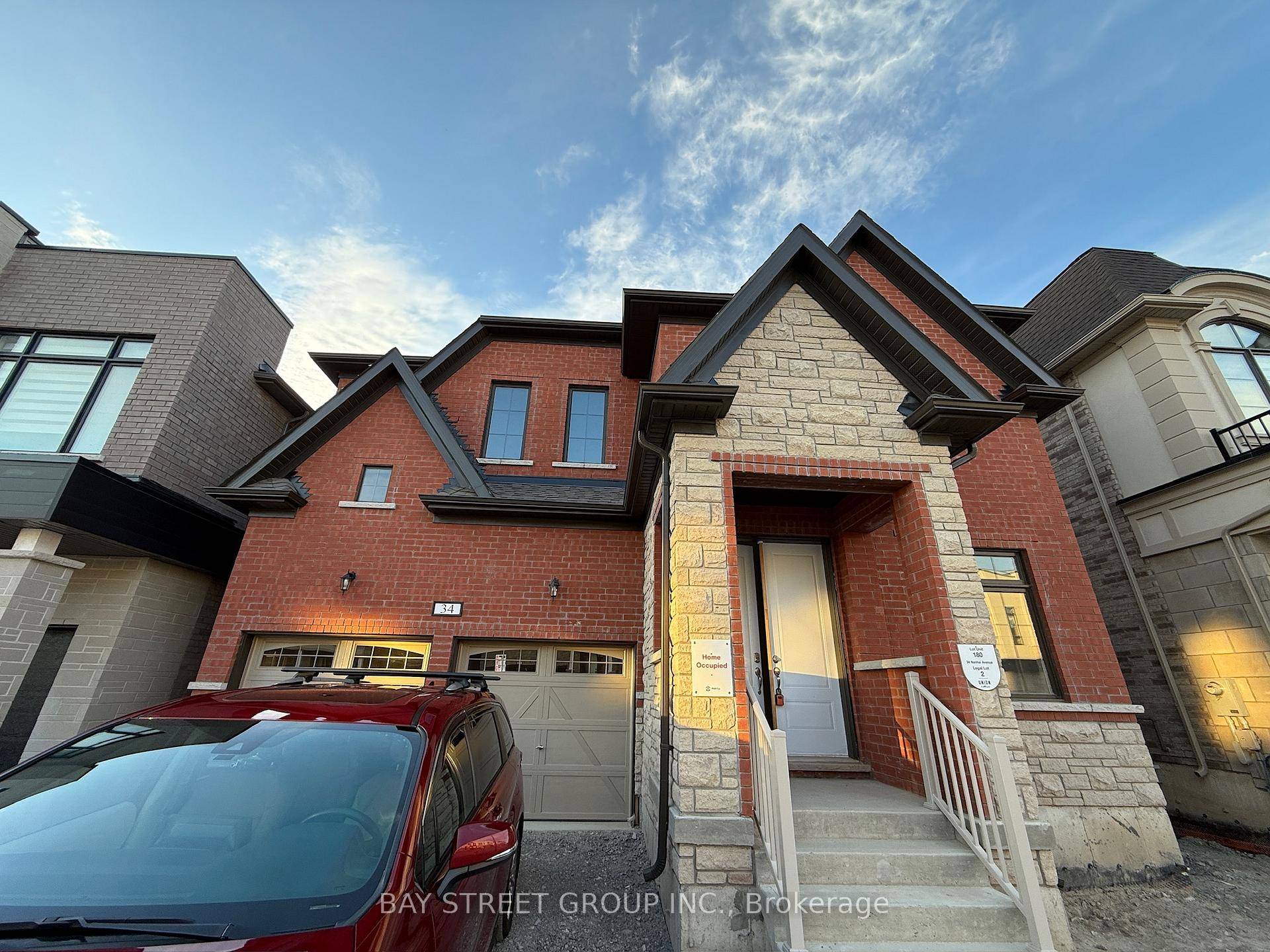 Brand new detached home !