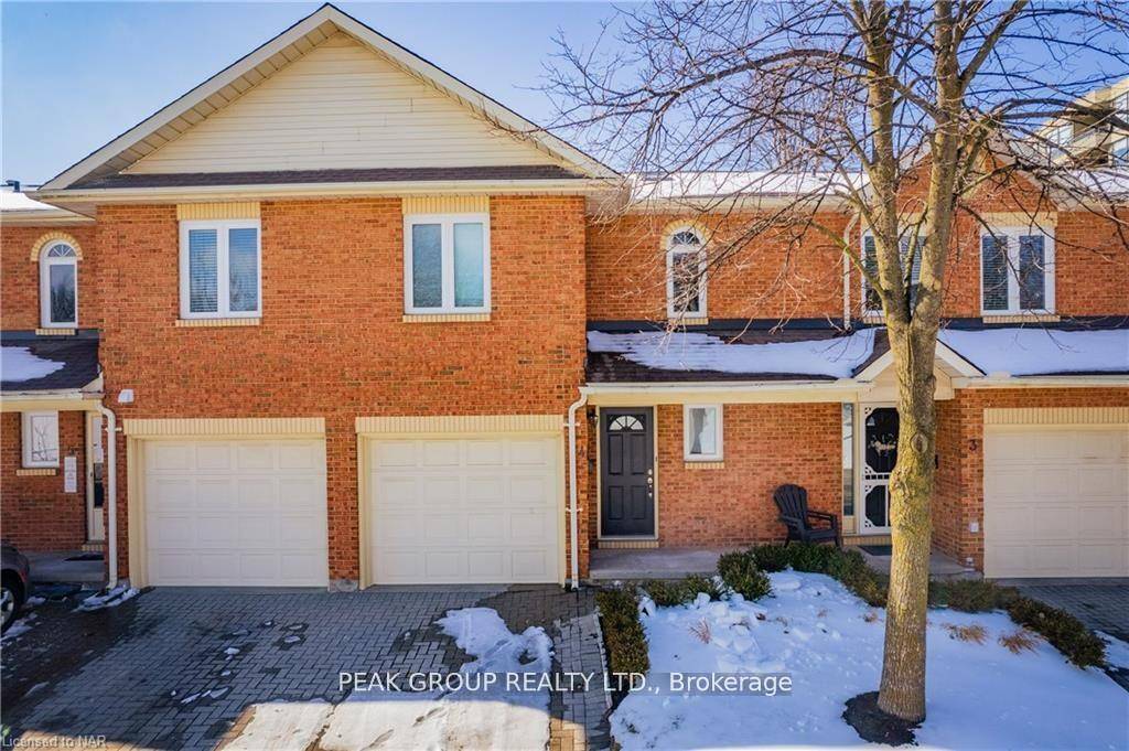 Welcome to 4 5150 Dorchester Road in Niagara Falls.