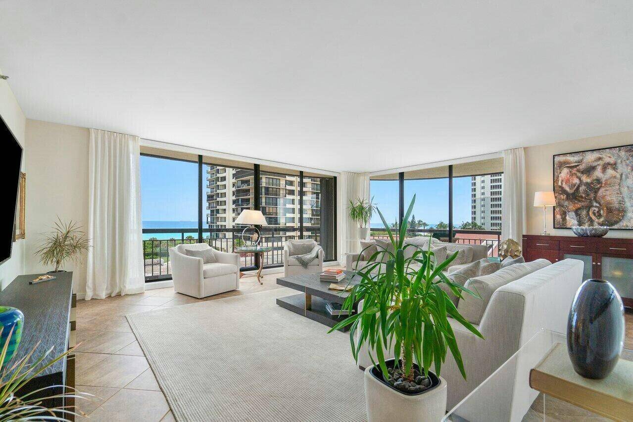 Welcome to Martinique II on Singer Island.