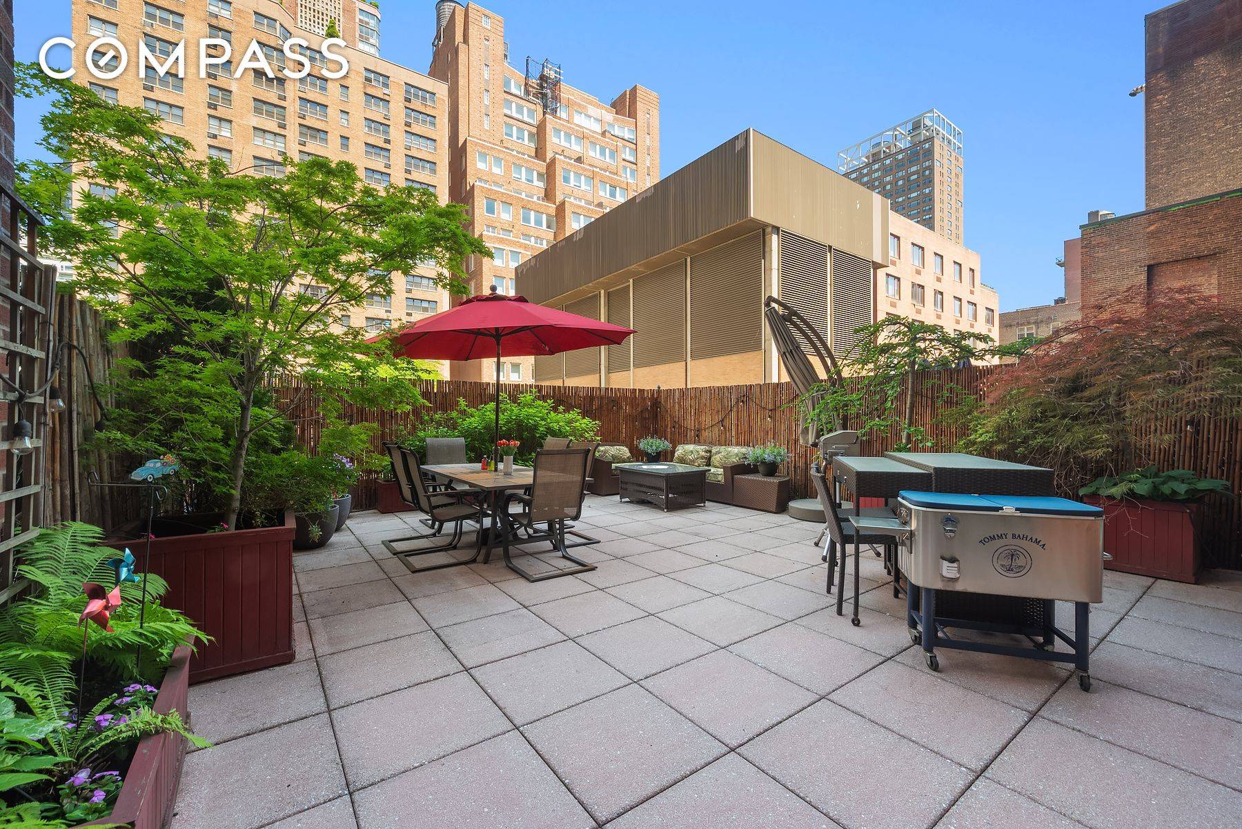 Set in a prime Lenox Hill building, this stylish one bedroom home offers a rare NYC trifecta expansive indoor outdoor living, smart design, and one of the lowest monthly maintenance ...