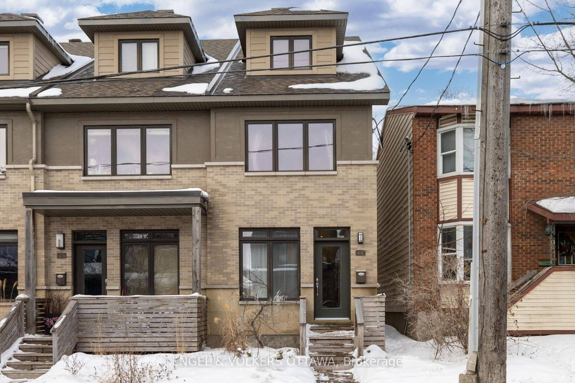 477 Sunnyside Avenue is a beautifully designed 3 storey townhome in the heart of Old Ottawa South.
