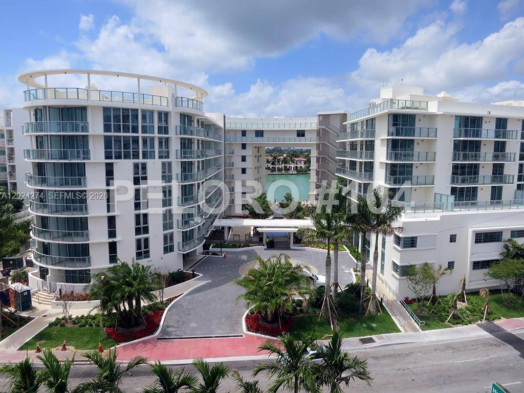 Experience elevated waterfront living at Peloro, an exclusive boutique condominium in mid Miami Beach.