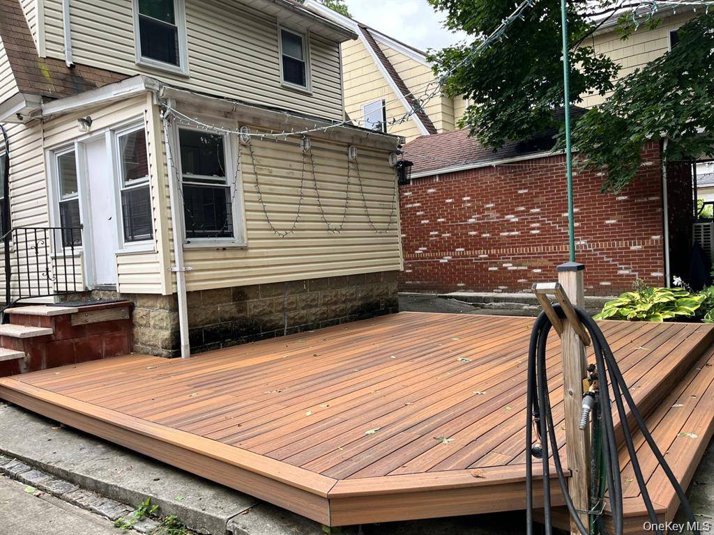 Close to Northern Blvd. Walking Distance to Bus Q12, N20g and LIRR.