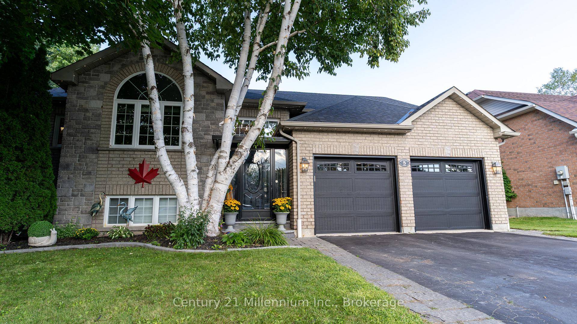 Welcome to Sugar Maple Lane, a serene street nestled on the west end of Wasaga Beach in the sought after Trillium Forest community.