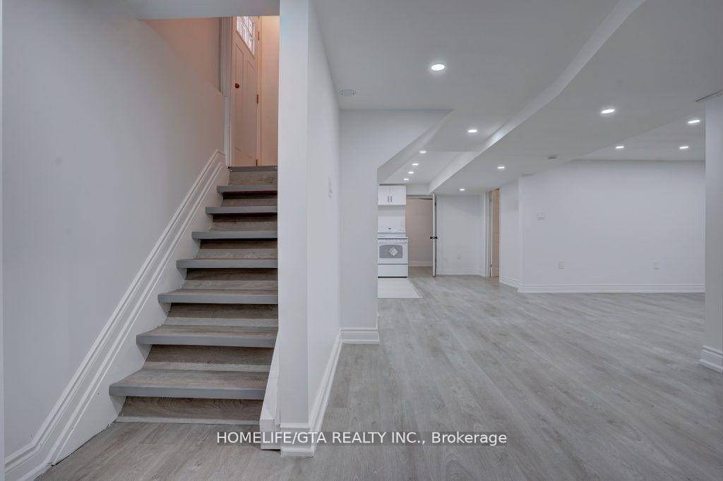 Gorgeous Lower Unit of a Bungalow In A Sought After Area of Oshawa.