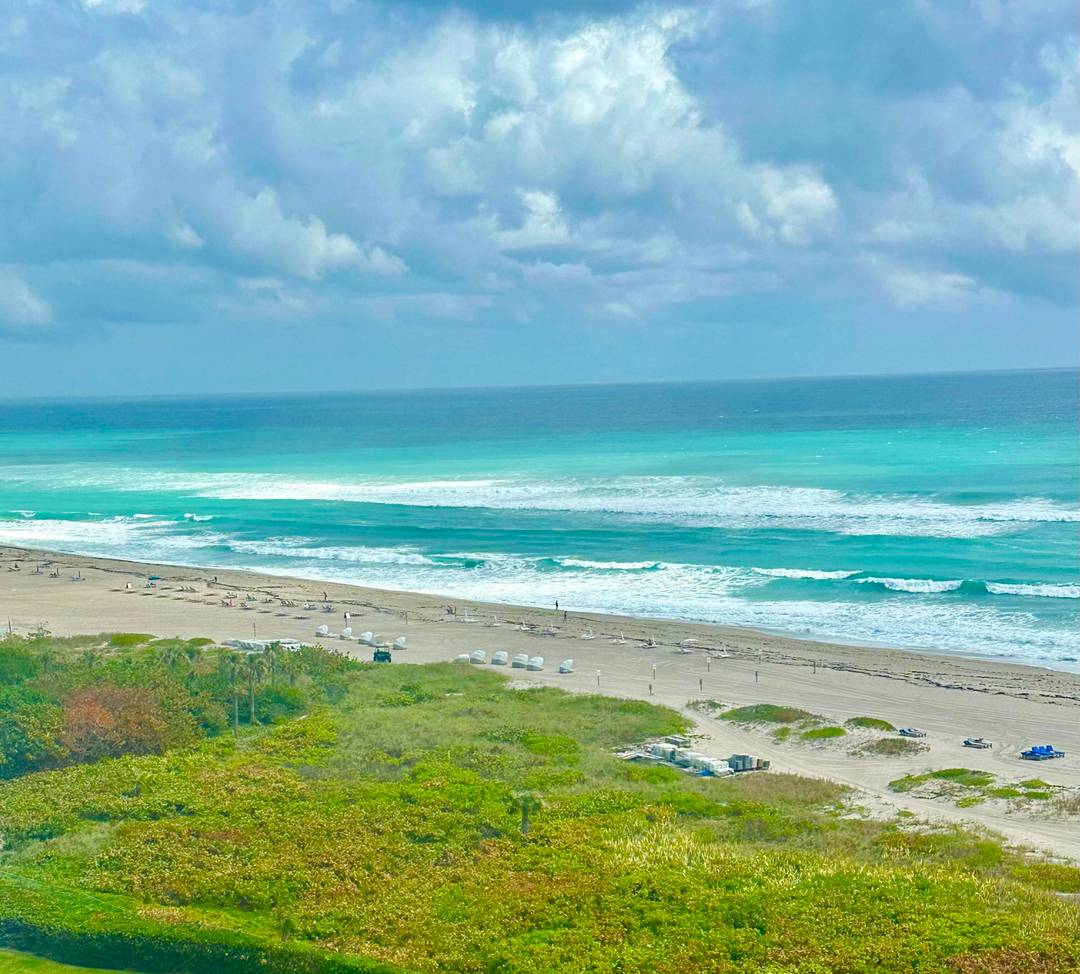 Oceanfront Condo on Singer Island BeachAvailable Season !
