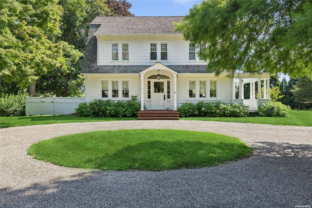 Chic Bridgehampton Farm House With Poolside Guest Cottage In the heart of Bridgehampton, this fabulous architect owned and renovated three bedroom, two and one half bath home has been designed ...