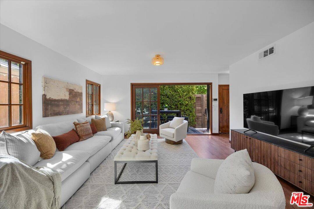 2504   Ocean Ave 4BR Marina Del Rey La