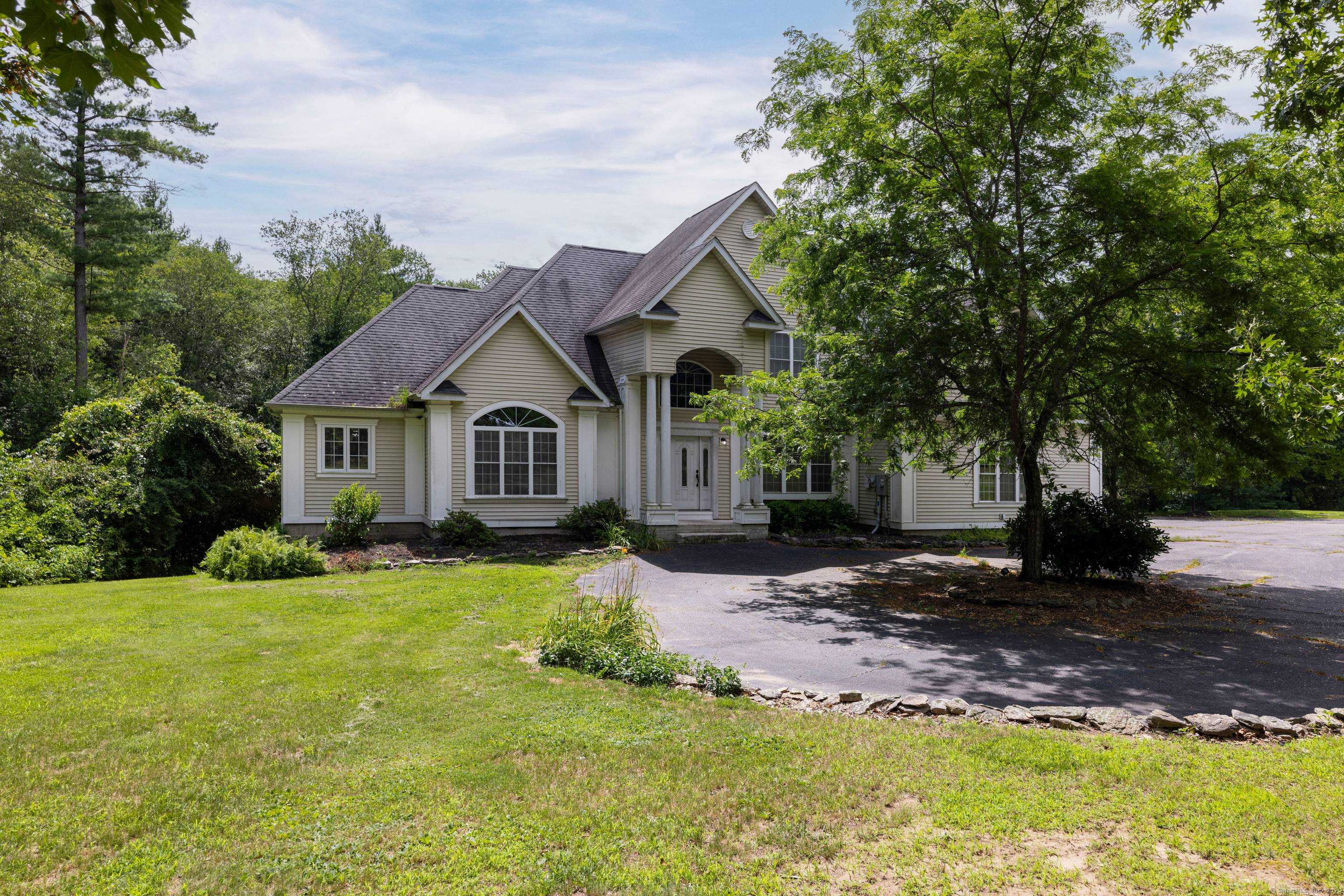 Gracefully set on 7. 7 private acres, this exceptional estate was designed for those who live to entertain and love to retreat.