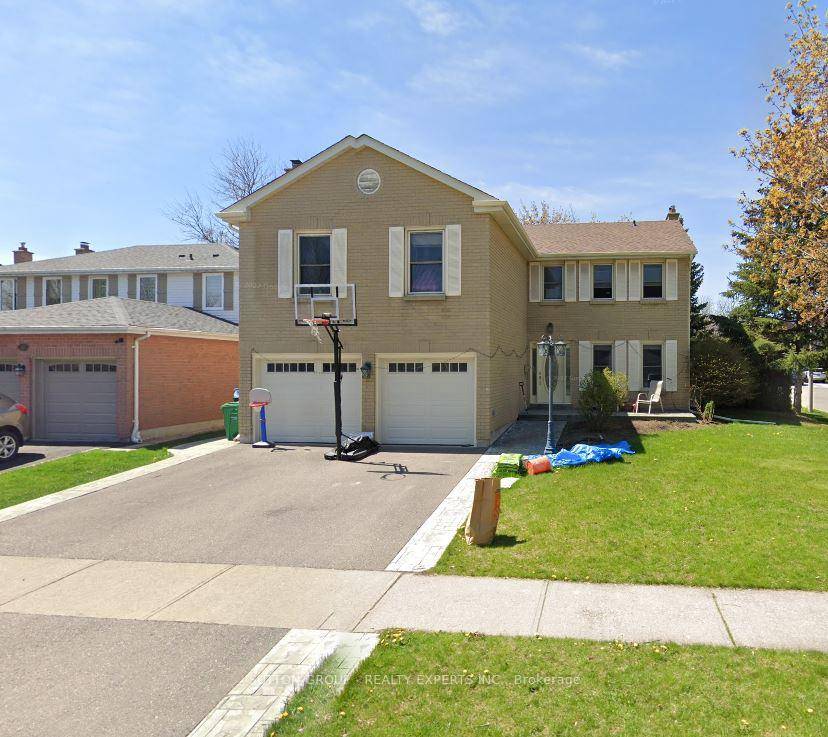 Bright, Spacious Three Bedroom Legal Basement Apartment In Westgate's Quiet, Well Sought After Community.