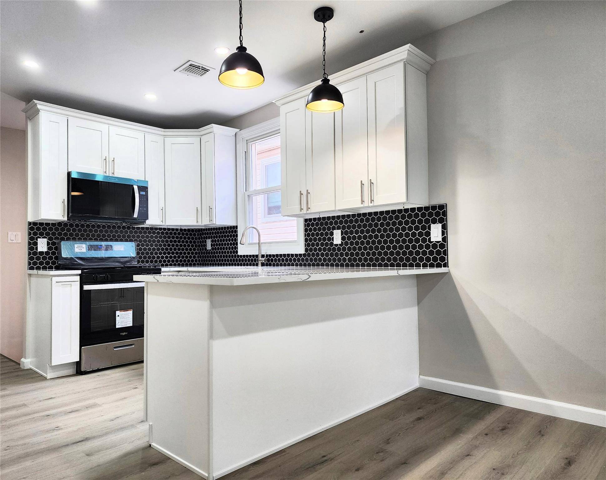 NEW PRICE ALERT amp ; MOTIVATED SELLER.