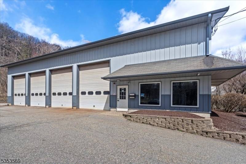 This commercial focused mixed use property presents an exceptional opportunity for business owners or investors.