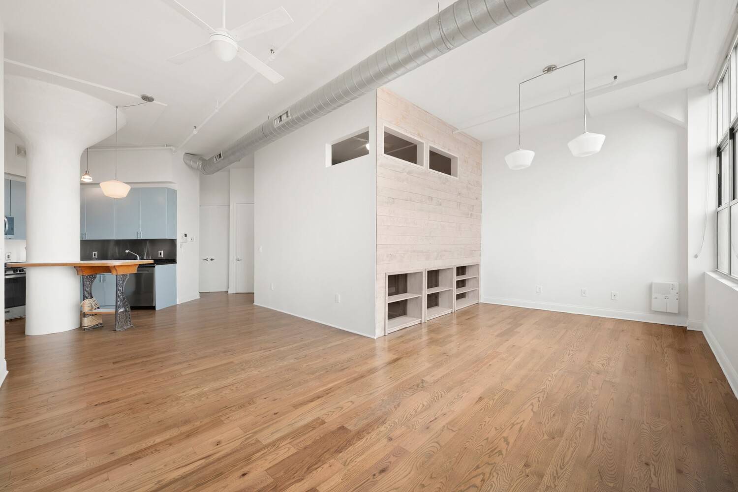 Welcome home to this extraordinary, expansive, sunny and super cool 812sf condo loft with a wall of windows, 11ft ceilings, concrete column, original oak floors, industrial touches, in unit laundry, ...